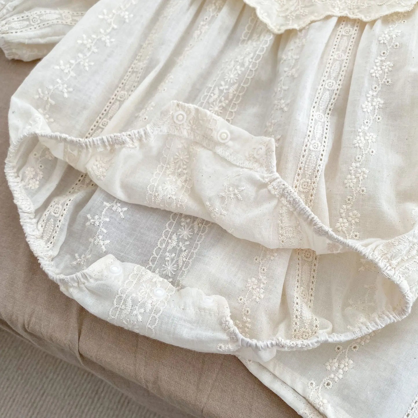 VESTIDO Y ROMPER OLIVIA